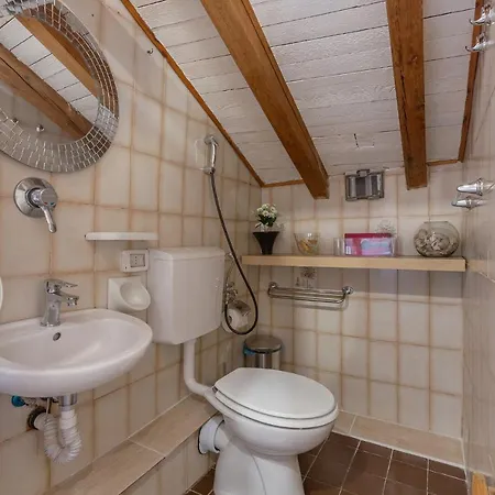 Aposa Little House Apartment Bologna Exterior photo